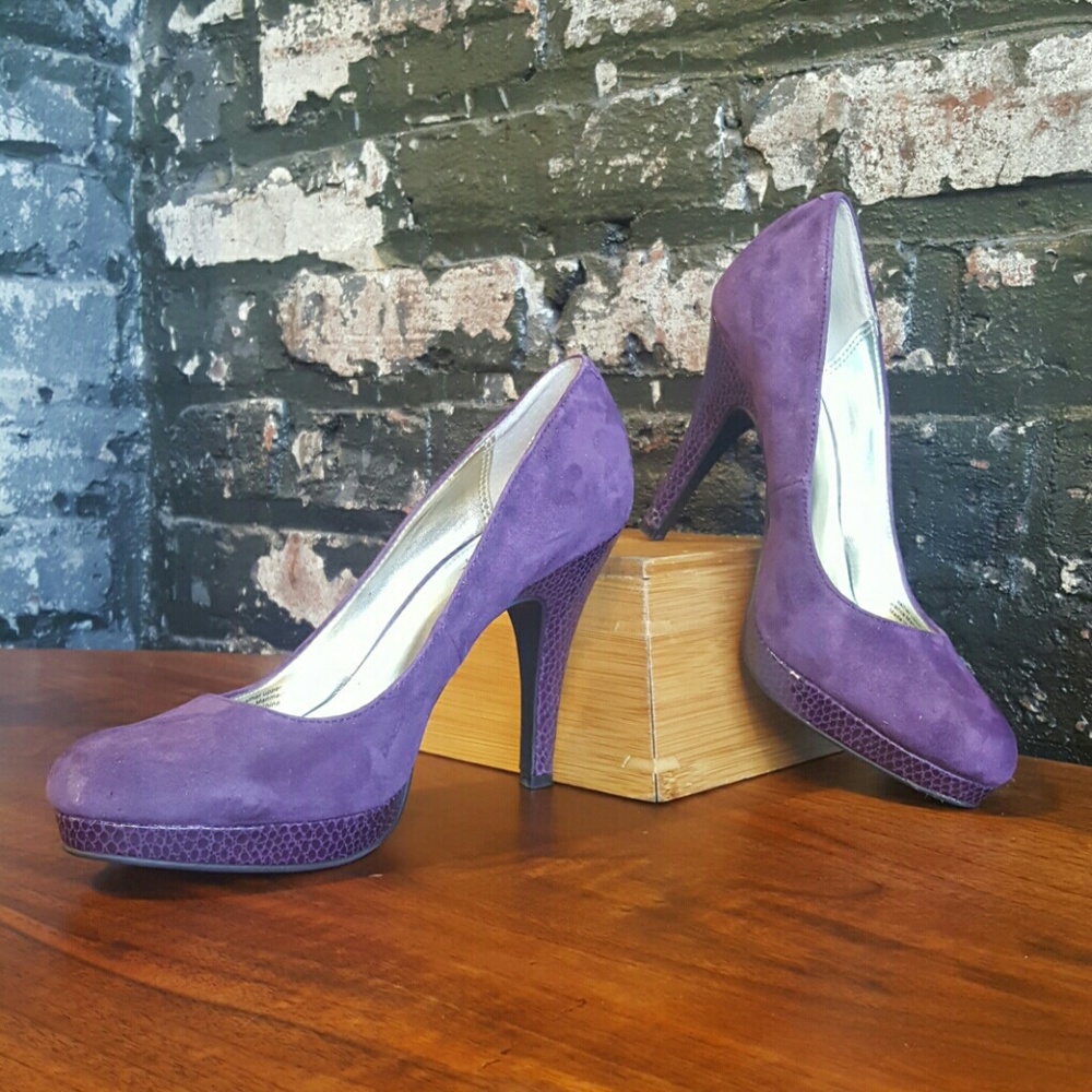 Alfani Purple Suede Pumps